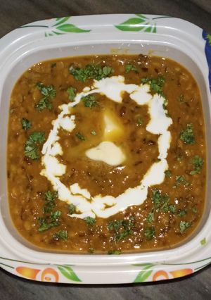 A picture of Dal Makhni.
