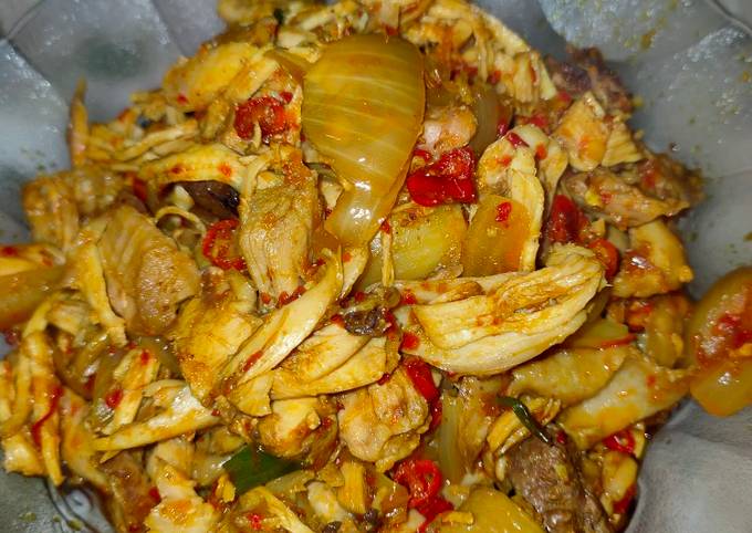 Cara Gampang Menyiapkan Suwir ayam kecap pedas Anti Gagal