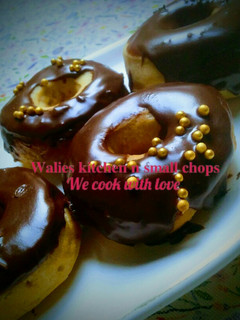 A picture of Glaze doughnuts.