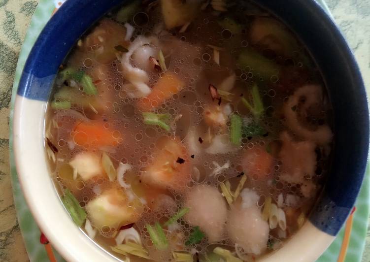 Resep buat Sup Ayam Pak Min Klaten ala Dapoer Mamake 👩‍🍳 menu masakan harian