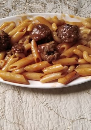 صورة لوصفة معكرونه مع كرات الكفتة 😋