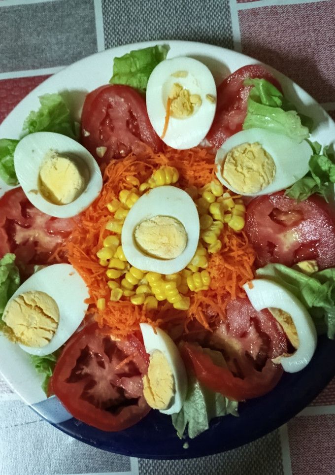 Una foto de Ensalada multicolor
