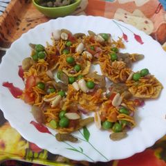 A picture of Mini papad chaat.