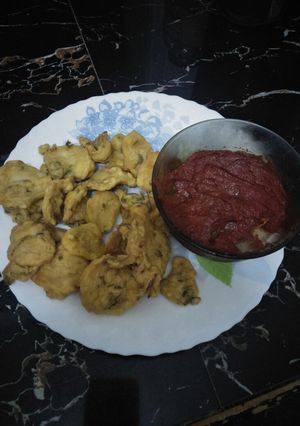 A picture of Potatoe bhajia.