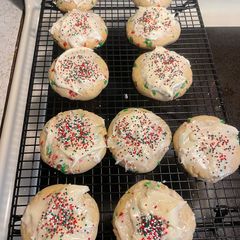 A picture of Jen’s Christmas Cookies.