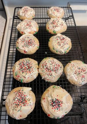 A picture of Jen’s Christmas Cookies.