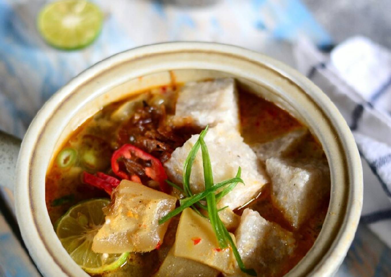 Soto Merah Kikil Sapi (#ketopad_cp_olahankikil)