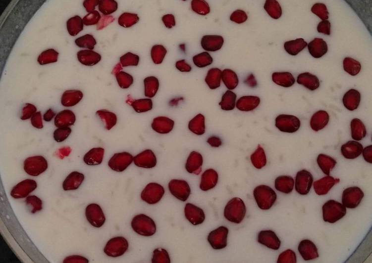 How to Make Super Quick Homemade Rice & Pomegranate Kheer