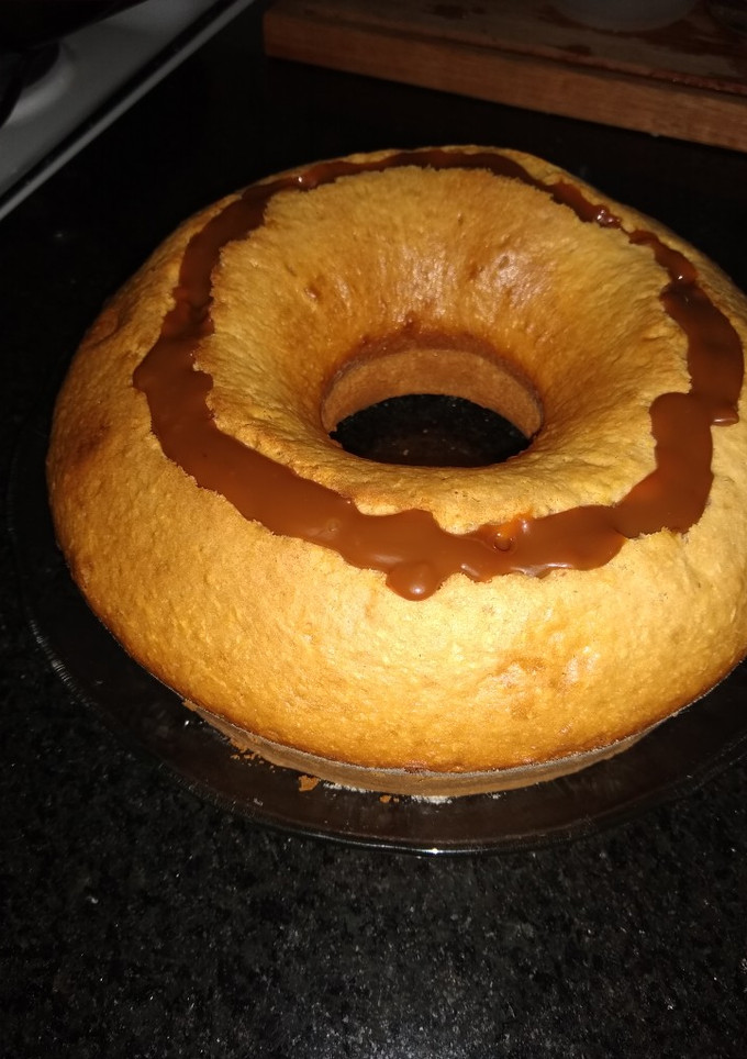 Una foto de Budín de coco y dulce de leche