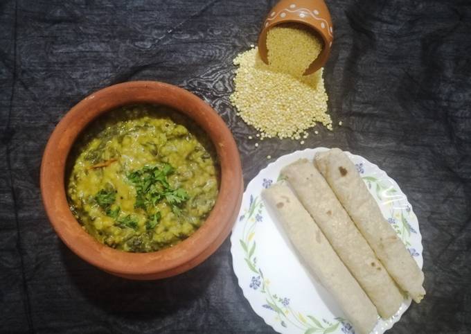 Dal palak (In pressure cooker)