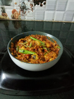 உருளை மஷ்ரூம் மசாலா (Urulai mushroom masala recipe in tamil) செய்முறை முக்கிய புகைப்படம்