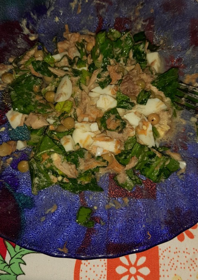 Una foto de Ensalada de espinaca