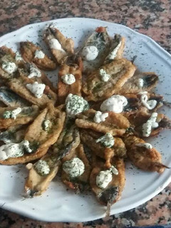 Una foto de Bocartes en tempura al olioli