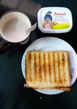 A picture of Grilled sandwich.