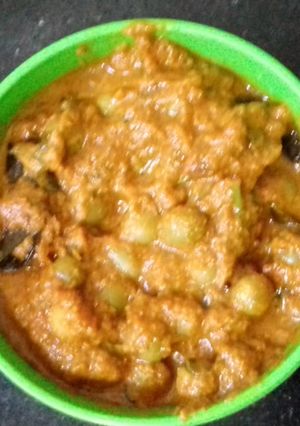A picture of Batani gojju/ peas masala.
