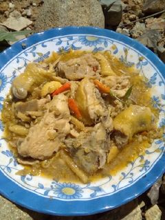 Hình của món Gà kho gừng.