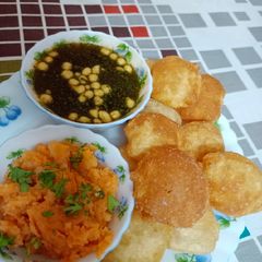 A picture of Pani Puri.