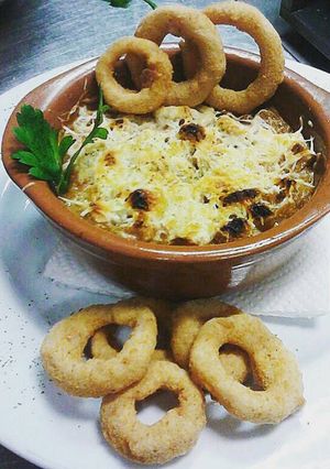 Una foto de Sopa de cebolla