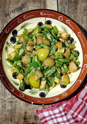 Foto resep Kikil Buncis Tumis Cabe Ijo