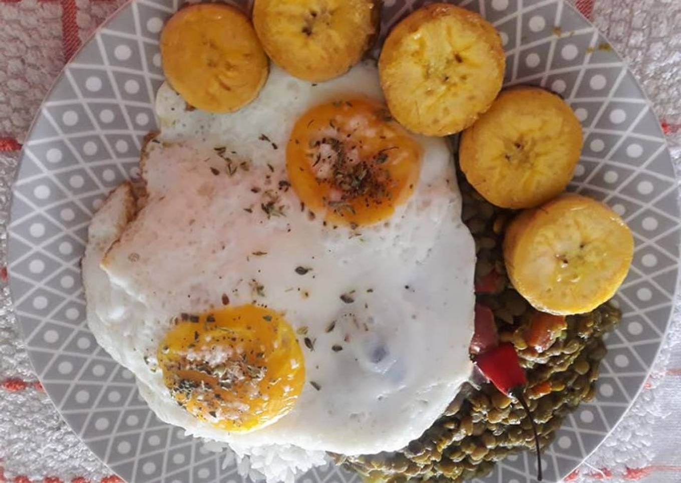 Lentejitas con salsa verde