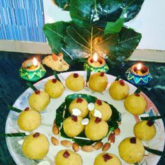 A picture of #beasn stuff ladoo.