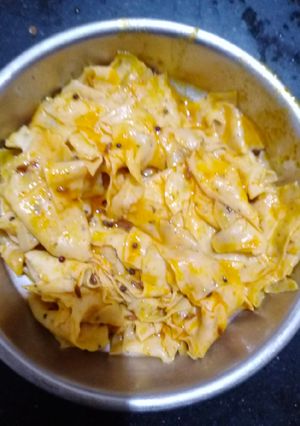 પાપડ નું શાક(papad nu saak in Gujarati) રેસીપી મુખ્ય ફોટો