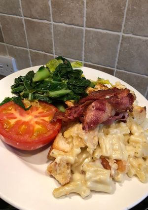 A picture of Ultimate Mac n Cheese.