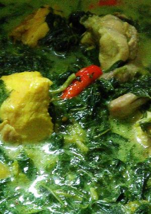 Foto resep Gulai ayam daun singkong