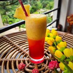 Sunset pineapple mocktail A picture of Sunset pineapple mocktail.