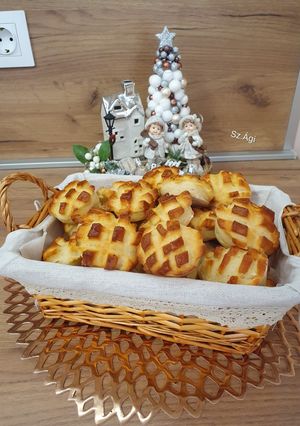Hagymás, burgonyás pogácsa recept fotója