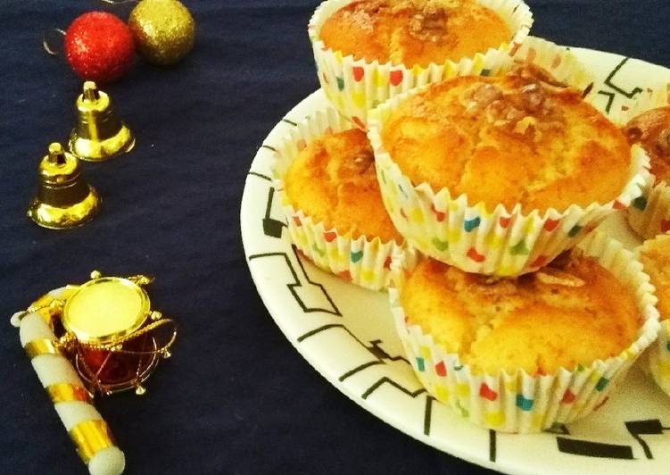 Eggless Walnut Bread Cupcakes