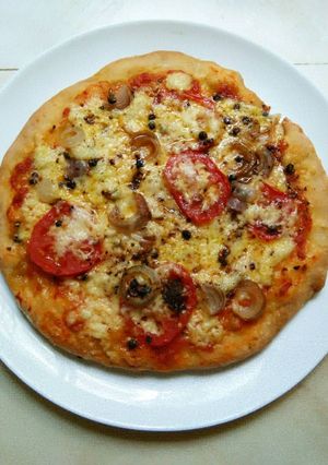 A picture of Crust pickle pizza.