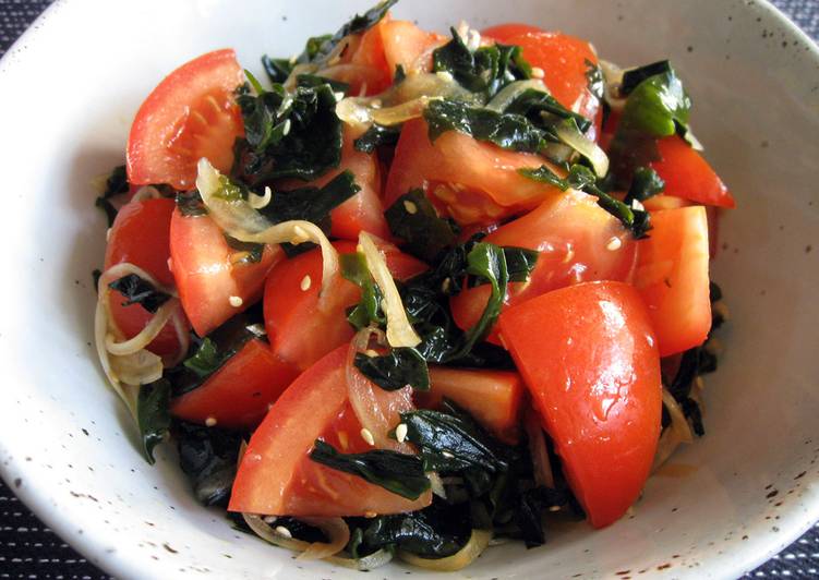 Simple Way to Make Any-night-of-the-week Wakame &amp; Tomato Japanese Salad