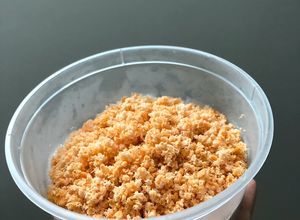 Hình của món Ruốc cá hồi cho bé ăn dặm.