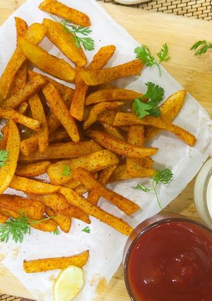 પેરી પેરી ફ્રેન્ચ ફ્રાઈસ (Peri Peri French Fries Recipe In Gujarati) રેસીપી મુખ્ય ફોટો