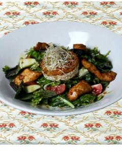 Una foto de Pollo Crujiente para Ensaladas