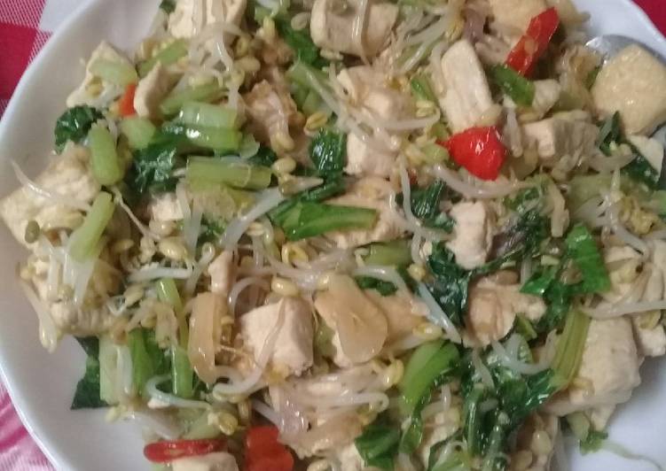 Langkah Mudah untuk Menyiapkan Tumis tahu campur yang Lezat Sekali