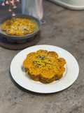 Kuih bakar labu kuning