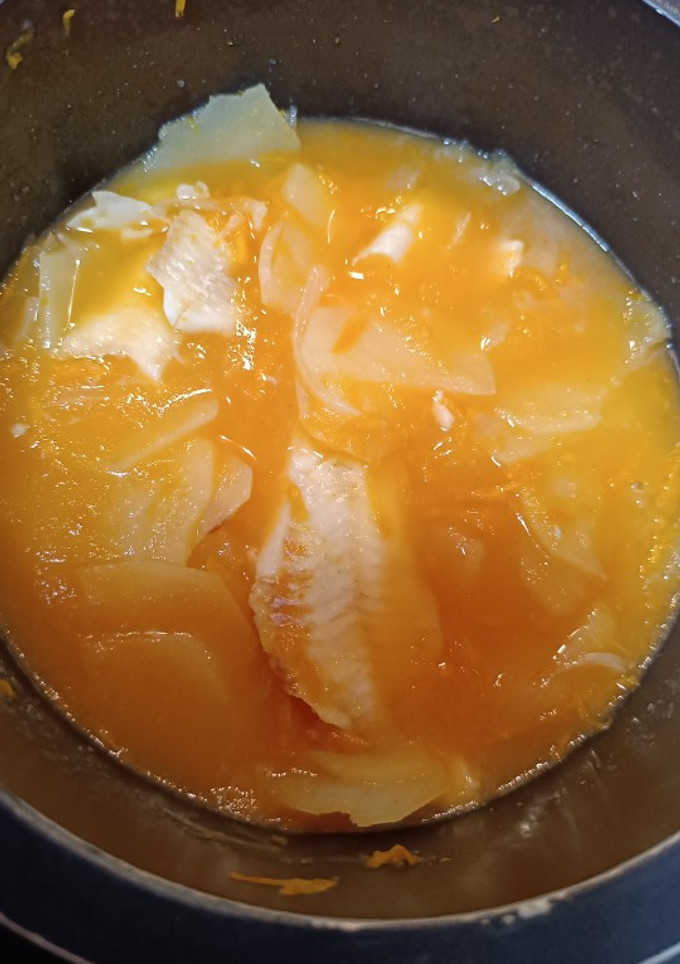 Una foto de Guiso de merluza para bebe