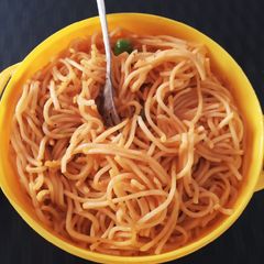 A picture of Noodles.