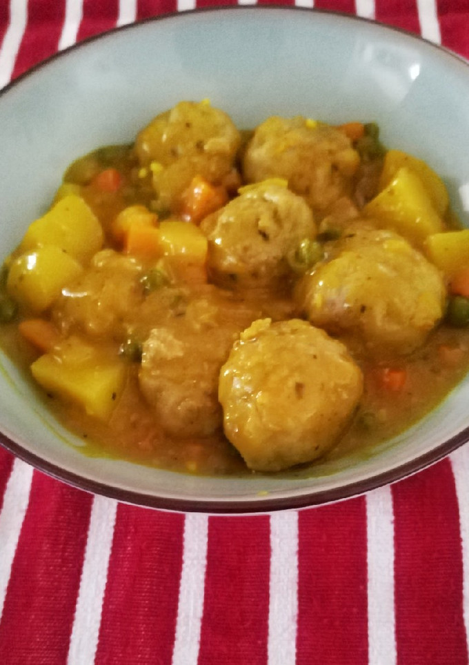 Una foto de Albóndigas con verduritas