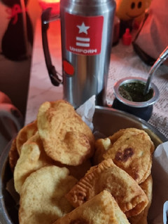Una foto de Tortas fritas y pasteles #independencia
