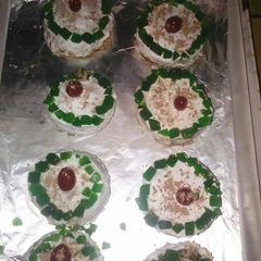 A picture of Cookies cake.