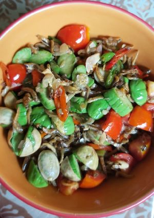 Foto resep Sambel tumis teri pete