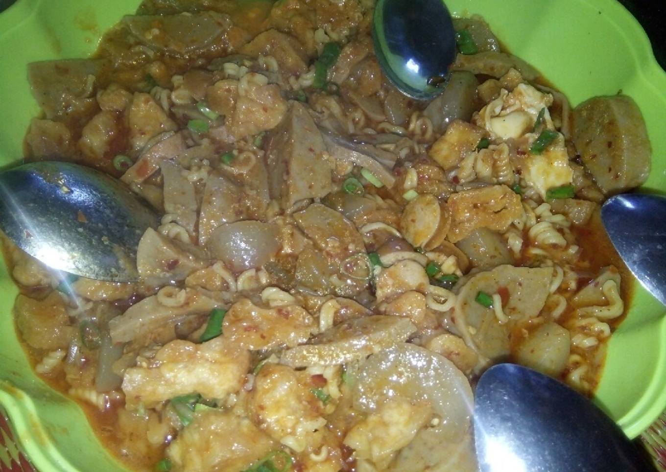 Seblak bakso spesial
