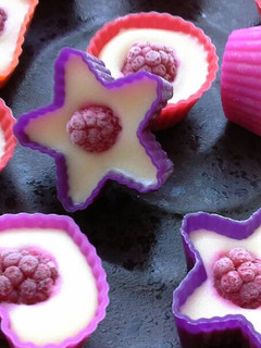 Una foto de Bomboncitos de chocolate y frambuesa