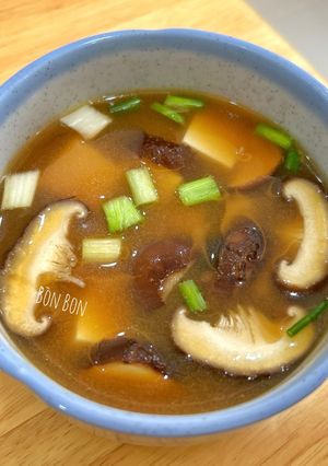 Hình của món Canh Miso Nấm Đậu Hũ Non Chay.