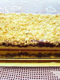 Una foto de Tarta con crema de cacao almendrada y migas crocantes de mi madre