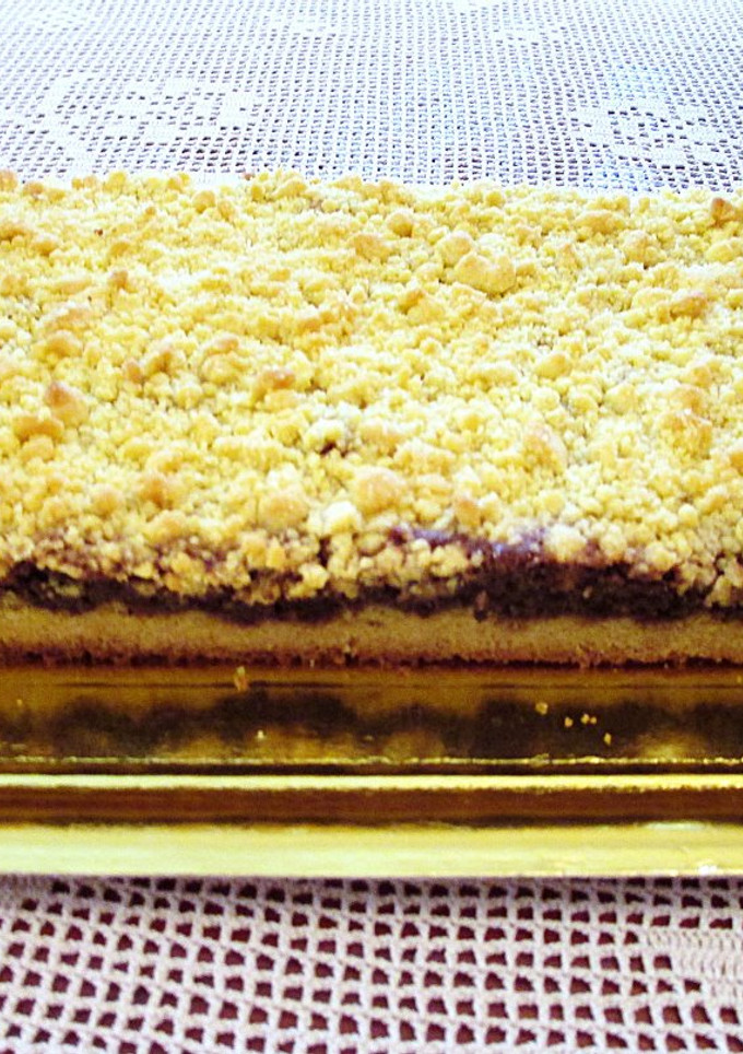 Una foto de Tarta con crema de cacao almendrada y migas crocantes de mi madre