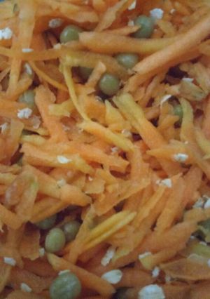 Una foto de Salad veguie vianda del miércoles 🍛 para mi novio